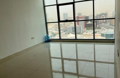 Apartment - 1 Bedroom - 2 Bathrooms for sale in Gulfa Towers - Al Rashidiya 1 - Al Rashidiya - Ajman