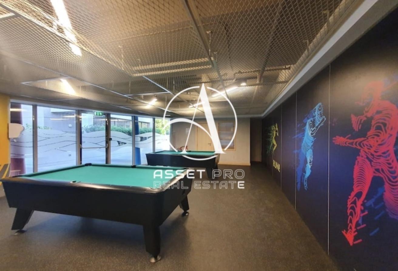 Vastu Apt | Big Apart | High Floor | Open View photo 12