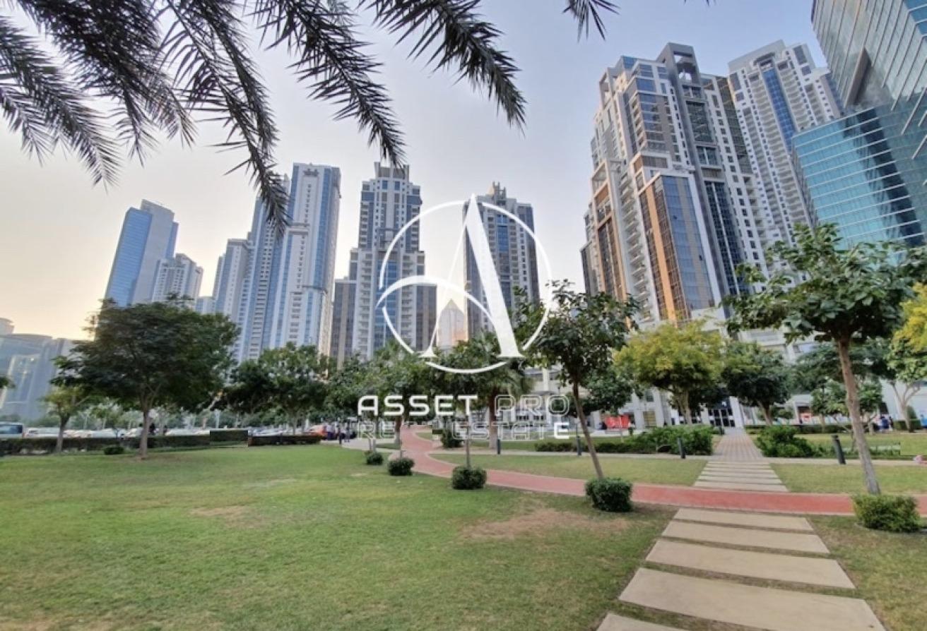 Vastu Apt | Big Apart | High Floor | Open View photo 19