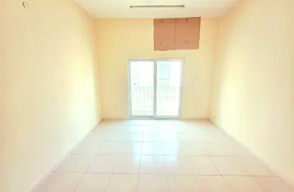 شقة - غرفة نوم - 1 حمام للايجار في طريق فاير ستاشن - مويلح - الشارقة