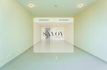 Apartment - 4 Bedrooms - 5 Bathrooms for rent in Nation Towers - Corniche Road - Abu Dhabi