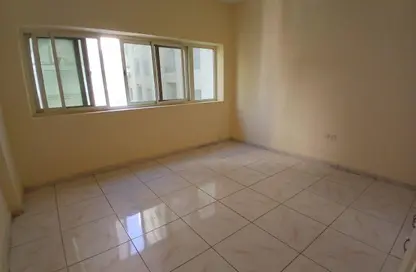 Apartment - 1 Bedroom - 2 Bathrooms for rent in Al Khan Lagoon - Al Khan - Sharjah