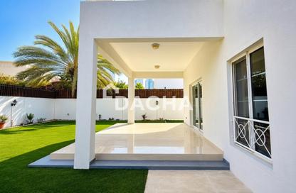 Villa - 4 Bedrooms - 4 Bathrooms for rent in Meadows 1 - Meadows - Dubai