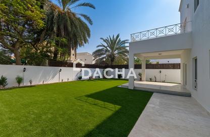 Villa - 4 Bedrooms - 4 Bathrooms for rent in Meadows 1 - Meadows - Dubai