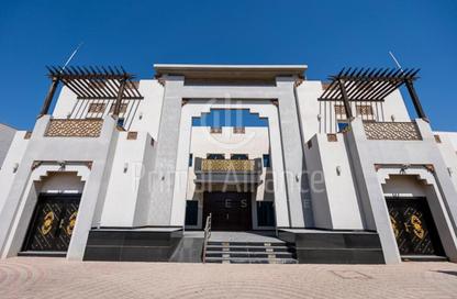 Villa - 7 Bedrooms - 7 Bathrooms for rent in Al Khawaneej 1 - Al Khawaneej - Dubai Villa - 7 Bedrooms - 7 Bathrooms for rent in Al Khawaneej 1 - Al Khawaneej - Dubai