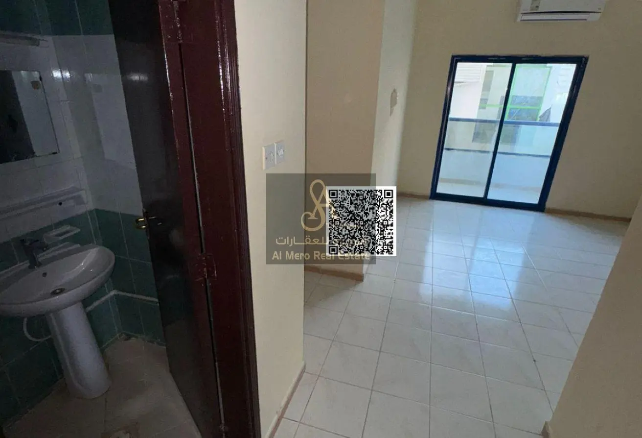164306000 - Property Main Image