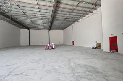 Show Room - Studio - 1 for rent in Umm Al Thuoob - Umm Al Quwain