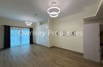 Apartment - Studio - 1 Bathroom for rent in Flamingo Building - District 15 - Jumeirah Village Circle - Dubai