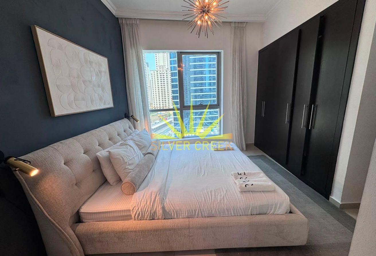 Furnished 1br | 1.5 bath | Mid floor | Pool View photo 9