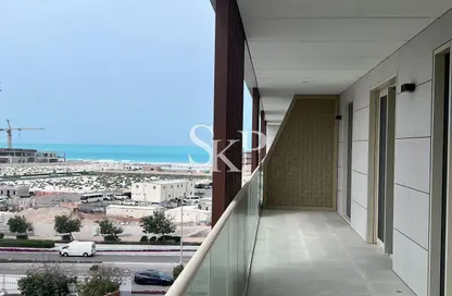 شقة - 2 غرف نوم - 3 حمامات للايجار في قرية الحد - جزيرة السعديات - أبوظبي