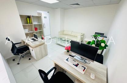 Office Space - Studio - 1 for rent in Silver Home Building - Hor Al Anz - Deira - Dubai Office Space - Studio - 1 for rent in Silver Home Building - Hor Al Anz - Deira - Dubai