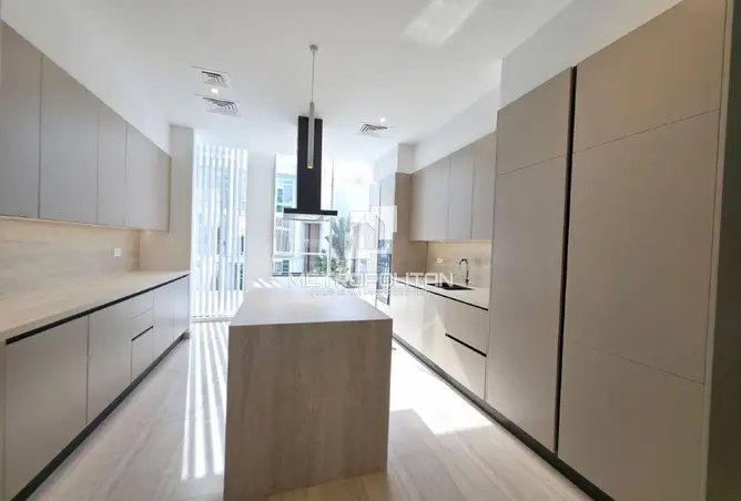 103706267 - Property Image 3