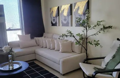 Apartment - 2 Bedrooms - 3 Bathrooms for sale in Al Majaz 3 - Al Majaz - Sharjah