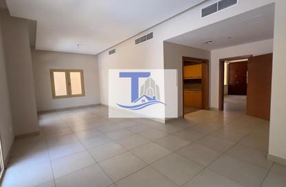 Villa - 4 Bedrooms - 6 Bathrooms for rent in Golf Gardens - Khalifa City - Abu Dhabi