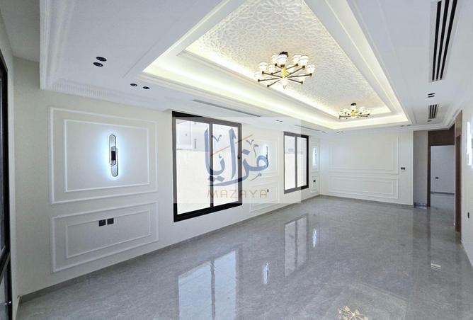 60530115 - Property Image 3