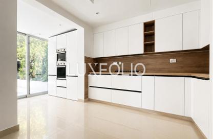 Villa - 3 Bedrooms - 4 Bathrooms for rent in Springs 8 - The Springs - Dubai Villa - 3 Bedrooms - 4 Bathrooms for rent in Springs 8 - The Springs - Dubai