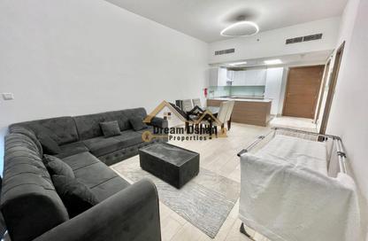 Apartment - 1 Bedroom - 2 Bathrooms for rent in Azizi Aliyah - Dubai Healthcare City 2 - Al Jaddaf - Dubai