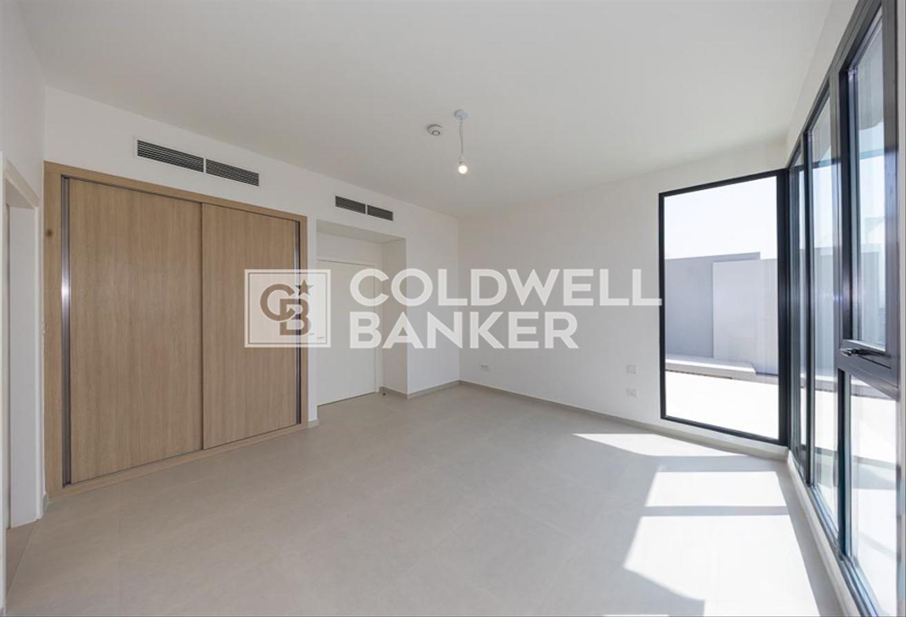 Corner Plot | Single Row | Close to Amenities photo 6