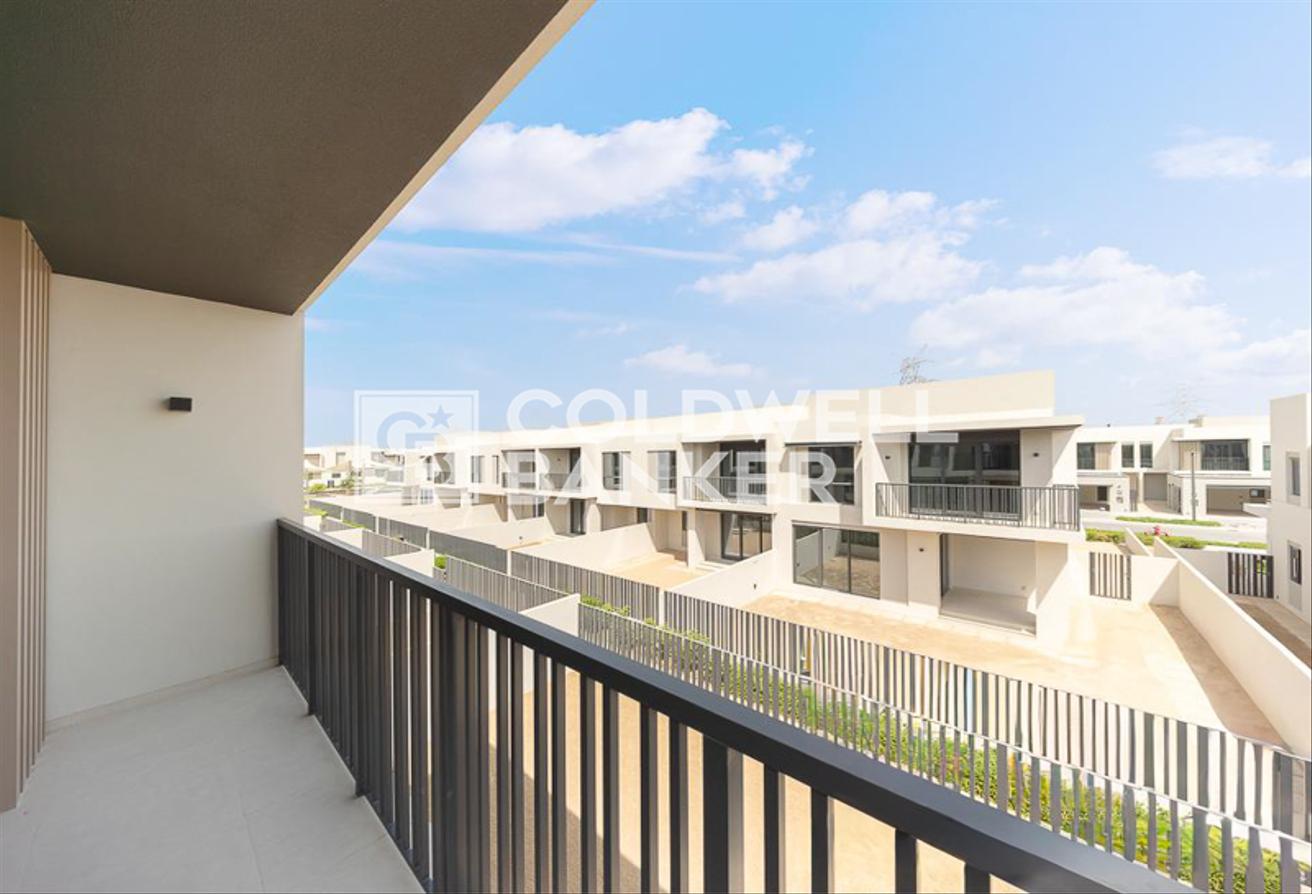 Corner Plot | Single Row | Close to Amenities photo 14