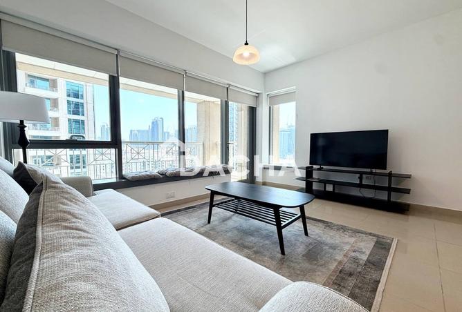 Fully Furnished | Prime Location | Well-Maintained photo 2