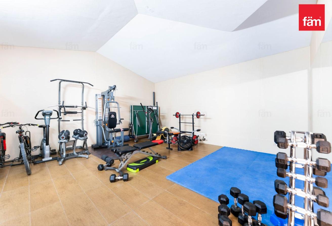 Luxury Villa | Perfect Location | Fully Upgraded photo 18