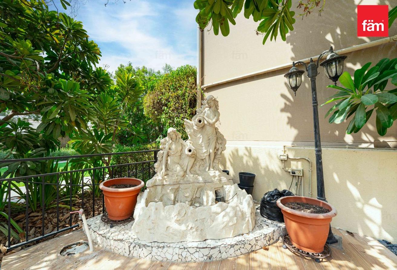 Luxury Villa | Perfect Location | Fully Upgraded photo 17