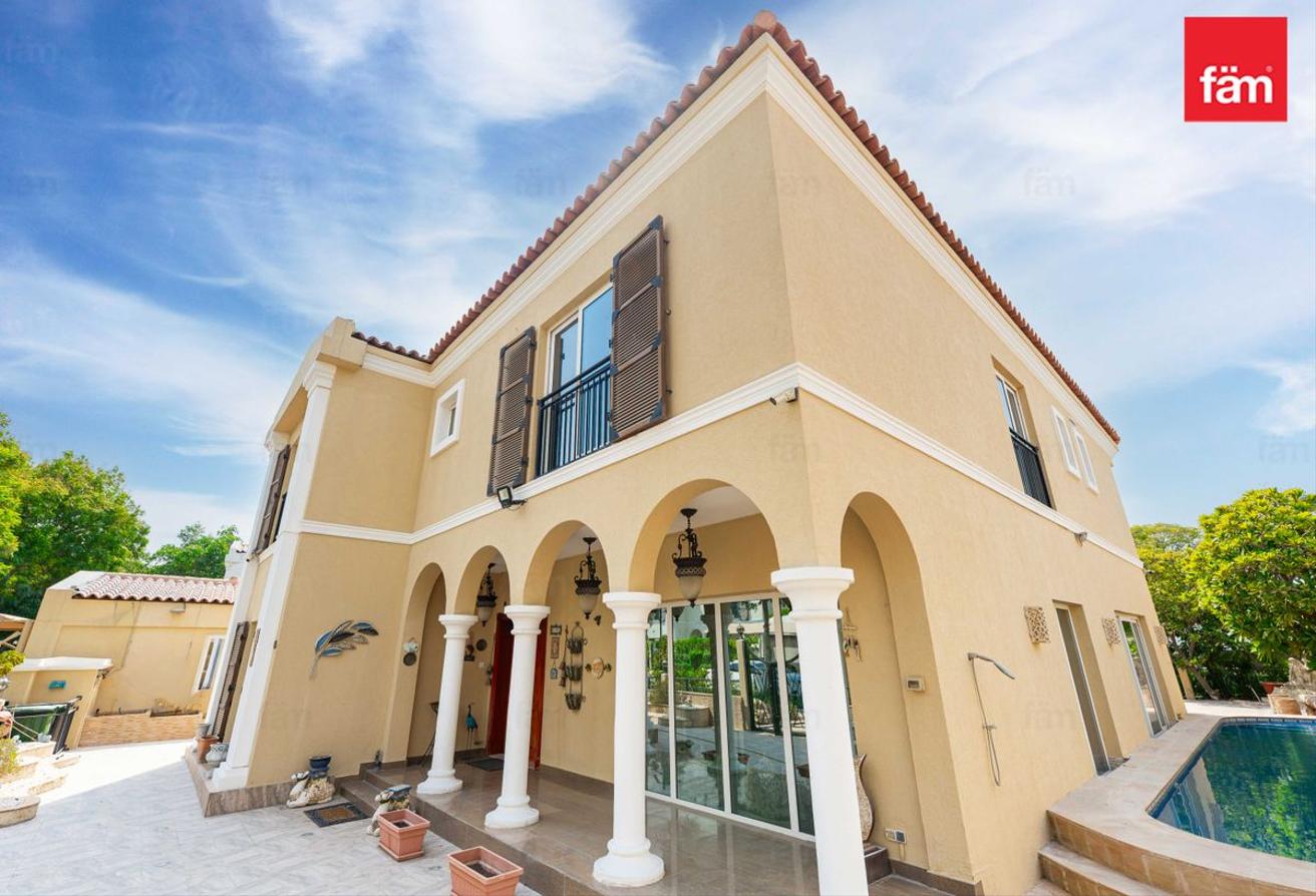 Luxury Villa | Perfect Location | Fully Upgraded photo 26