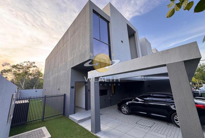 100408301 - Property Image 2