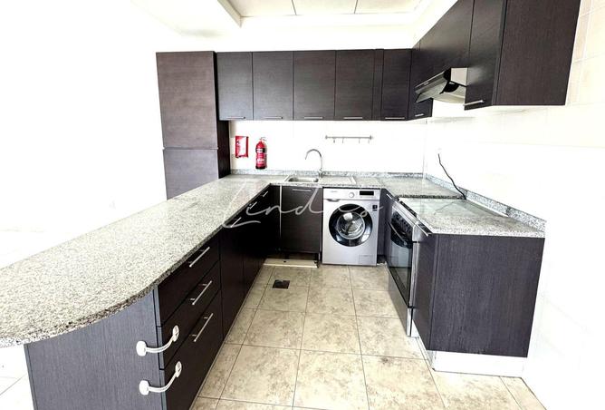 High Floor | Spacious Apartment | Unique photo 2