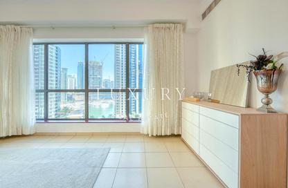 Apartment - 1 - 2 for rent in Rimal 3 - Rimal - Jumeirah Beach Residence - Dubai