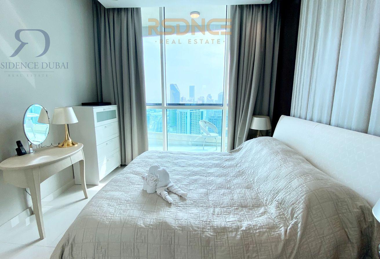 Vacant Oct 6! Fendi Furnished Top Floor Full Views photo 5