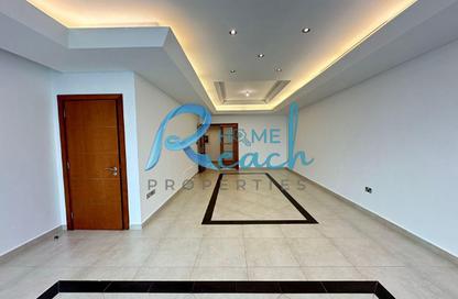 Apartment - 3 Bedrooms - 5 Bathrooms for rent in Sheikha Salama Tower - Khalidiya Street - Al Khalidiya - Abu Dhabi Apartment - 3 Bedrooms - 5 Bathrooms for rent in Sheikha Salama Tower - Khalidiya Street - Al Khalidiya - Abu Dhabi