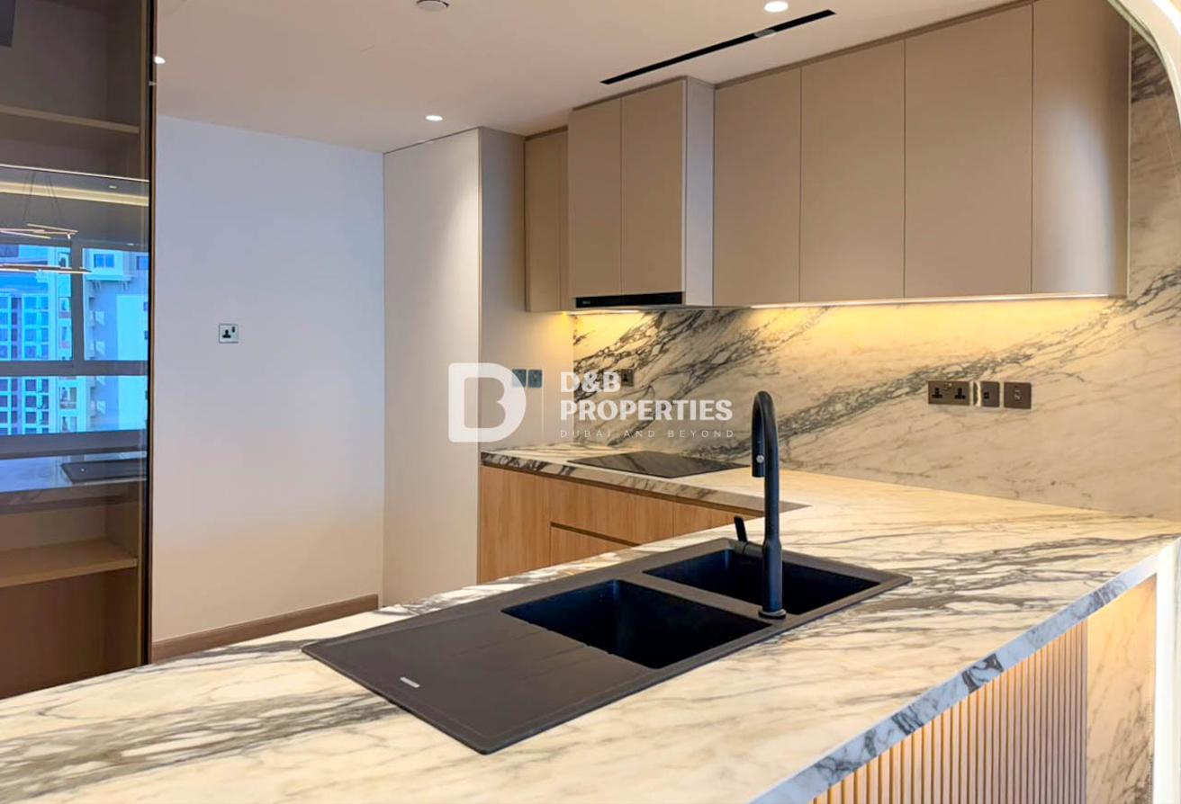 Upgraded Type C | Marina & Palm View | Maid's Room photo 13