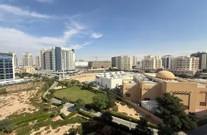 Apartment - 1 Bedroom - 1 Bathroom for sale in Mazaya 12 - Queue Point - Liwan - Dubai Land - Dubai