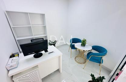 Office Space - Studio - 1 Bathroom for rent in Reem Residency - Al Karama - Dubai