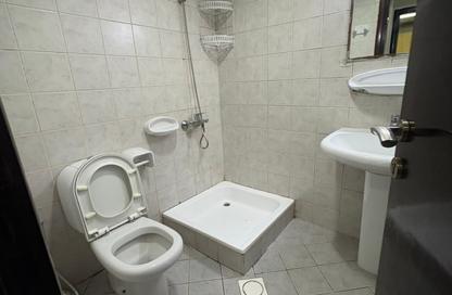 Apartment - Studio - 1 for rent in Downtown Fujairah - Fujairah