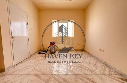 Apartment - Studio - 1 for rent in Muwailih Building - Muwaileh - Sharjah