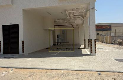 Apartment - 1 - 2 for rent in Al Jurf 3 - Al Jurf - Ajman