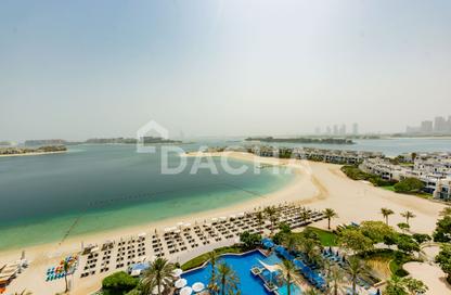 Apartment - 1 - 2 for rent in Al Nabat - Shoreline Apartments - Palm Jumeirah - Dubai
