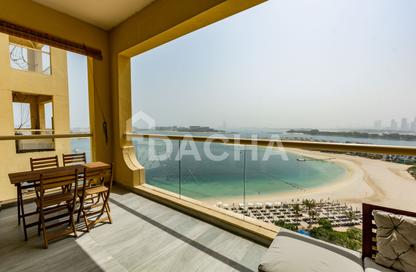 Apartment - 1 - 2 for rent in Al Nabat - Shoreline Apartments - Palm Jumeirah - Dubai
