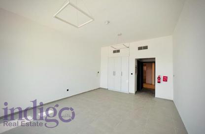 شقة - 1 حمام للايجار في في2 - مدينة دبي الرياضية - دبي شقة - 1 حمام للايجار في في2 - مدينة دبي الرياضية - دبي