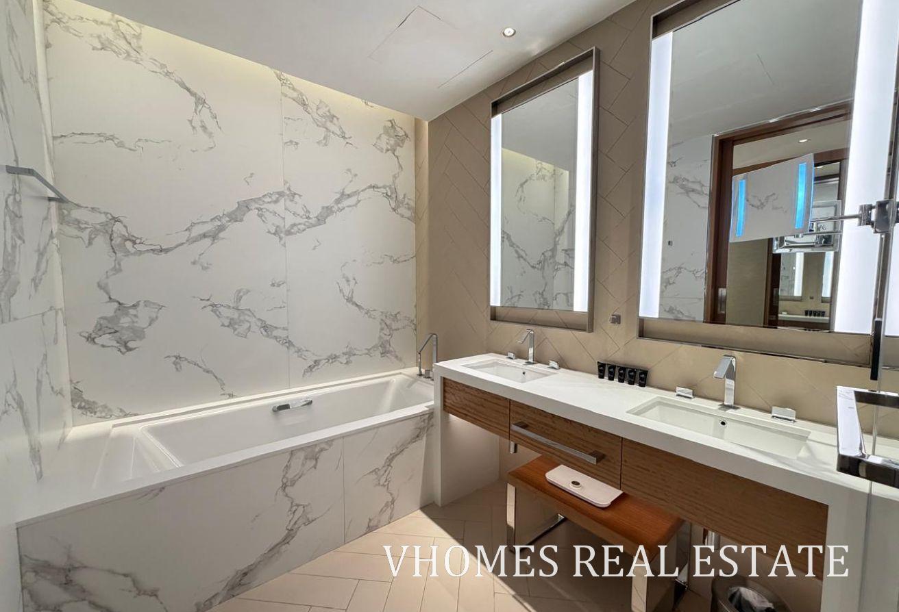 Luxury 2BR | Stunning Burj Khalifa View photo 11