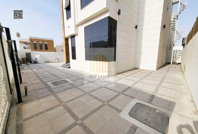 73844856 - Property Image 3