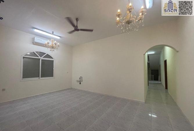 73118399 - Property Image 2