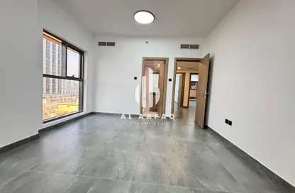 شقة - 4 غرف نوم - 5 حمامات للايجار في المجاز 3 - المجاز - الشارقة