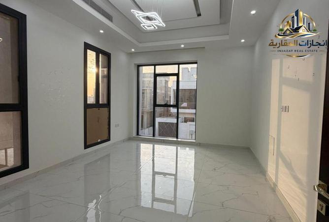 112315978 - Property Image 2