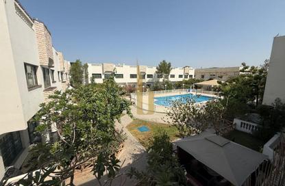 Villa - 4 - 4 for rent in Jumeirah 1 Villas - Jumeirah 1 - Jumeirah - Dubai
