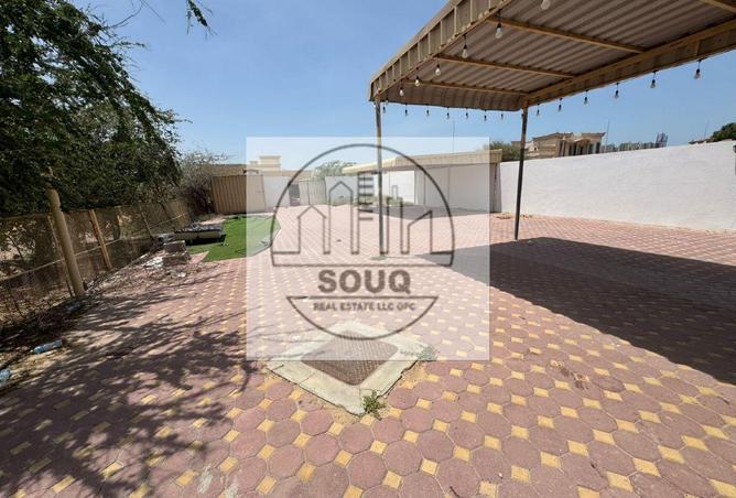 79833139 - Property Image 3