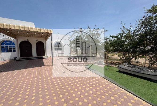 79833139 - Property Image 2