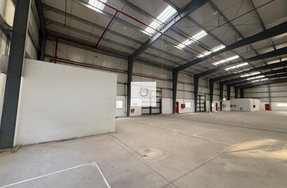 Warehouse - Studio - 3 Bathrooms for rent in Al Quoz 2 - Al Quoz - Dubai